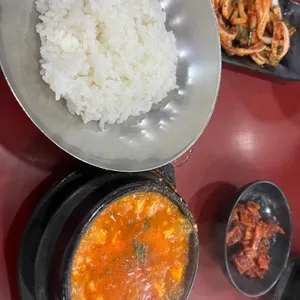 돌고래순두부 대표 사진