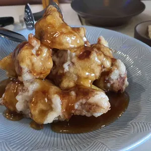 찌엔용 대표 사진