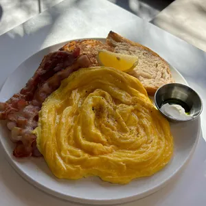 페이머스베니 사진 1