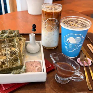 설월 대표 사진