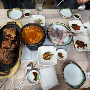 무진장횟집 사진