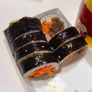 구가네명품김밥 사진 2