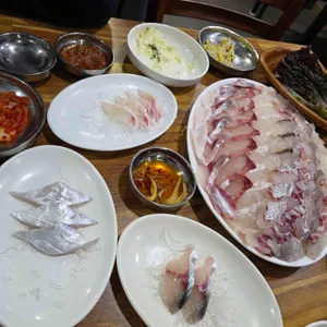 모살물 대표 사진