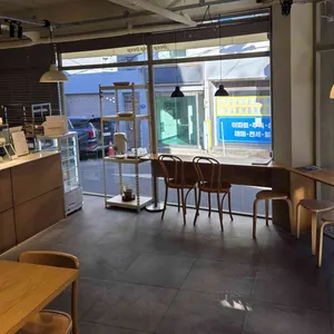 딥딥딥 대표 사진