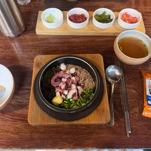 아뜨뜨 대표 사진