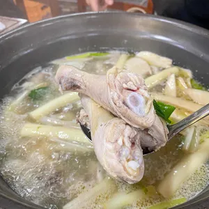 원조원할매닭한마리 사진 1