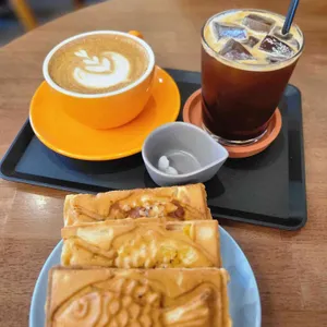 랜드폴커피 사진