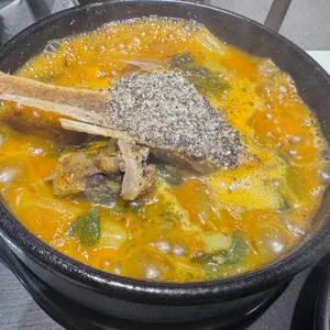 팔도국밥 육수당 사진 1