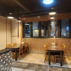 오막집 대표 사진