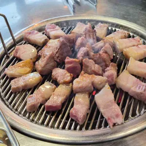 돈이랑 대표 사진