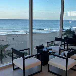 아우로라 대표 사진