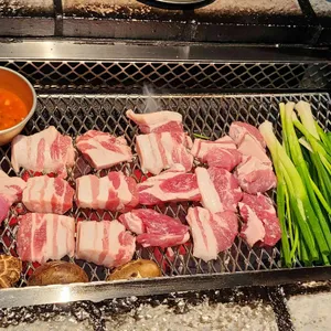 산청숯불가든 사진