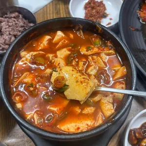 초당맷돌손두부 대표 사진