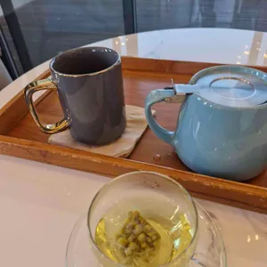 카페 풍경 대표 사진