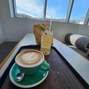 초옥 대표 사진