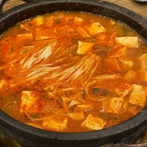 육통삼 대표 사진