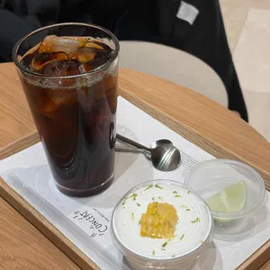 콘서트 by 디오니즈 대표 사진