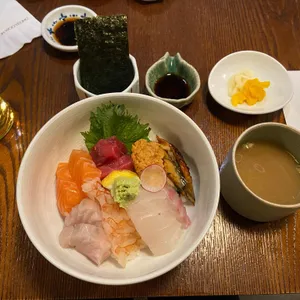 훈우영 대표 사진