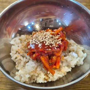 밀빛초계국수 대표 사진