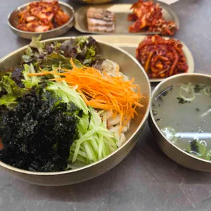 김경자원조손칼국수&보쌈 대표 사진