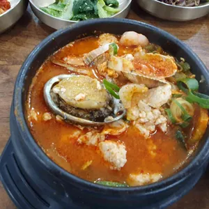 맷돌로만 대표 사진