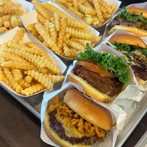 쉐이크쉑 대표 사진