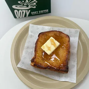 우지커피 대표 사진