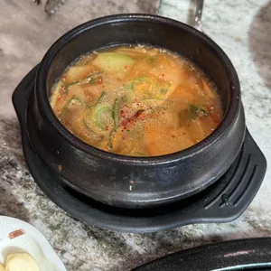 우시륵 대표 사진