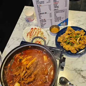 전도국물닭발 사진