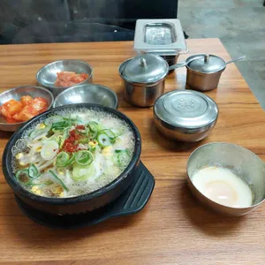 비사벌 전주 콩나물국밥 리뷰 사진