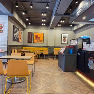 롯데리아 대표 사진