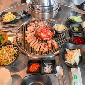 인생돼지 대표 사진