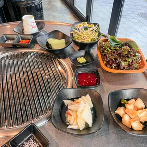 인생돼지 대표 사진