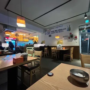 칠칠켄터키 대표 사진