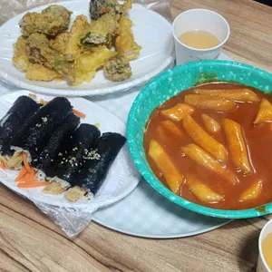 가마솥튀김분식 사진