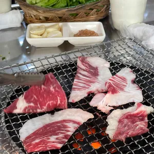 칠일갈비살연탄불구이 대표 사진
