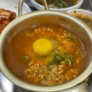 칠일갈비살연탄불구이 사진