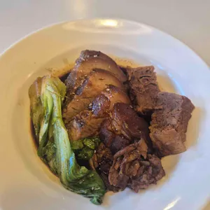 러우완 대표 사진