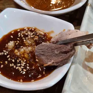 1등 뼈해장국 감자탕 밥집 술집 돼지국밥 사진