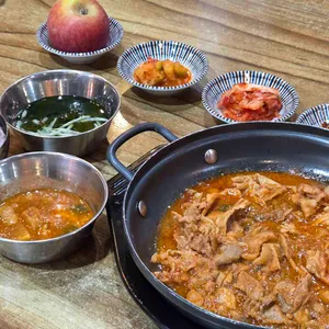 1등 뼈해장국 감자탕 밥집 술집 돼지국밥 사진