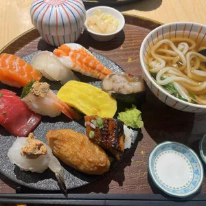 토모루스시 대표 사진