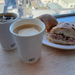 콜프로스터스 대표 사진