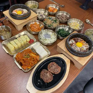 조선돌솥밥 사진