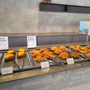 모하 더 그린하우스 대표 사진