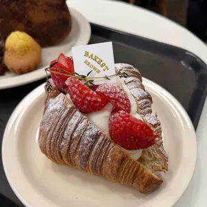 베이커스트 브라운 사진