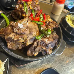 뼈로짚 대표 사진