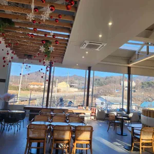 마메르 대표 사진