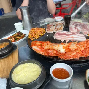 싹쓰리솥뚜껑삼겹살 대표 사진