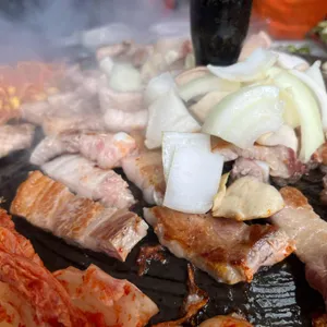 싹쓰리솥뚜껑삼겹살 대표 사진