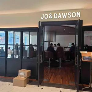 조앤도슨 대표 사진